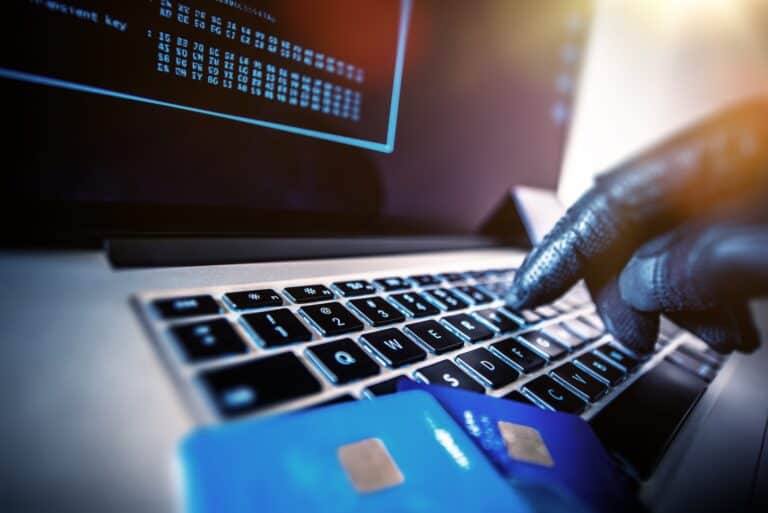 ID-tyvens mareridt: De 5 sikre metoder til at stoppe identitetstyveri